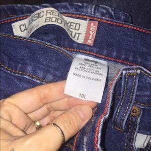 Levi’s relaxed boot cut